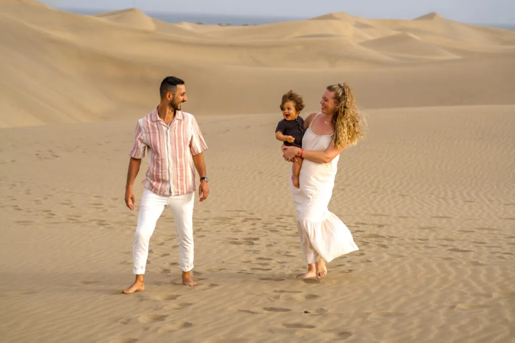 Sesión de fotos familiar en Maspalomas por Gran Canaria Photoshoot