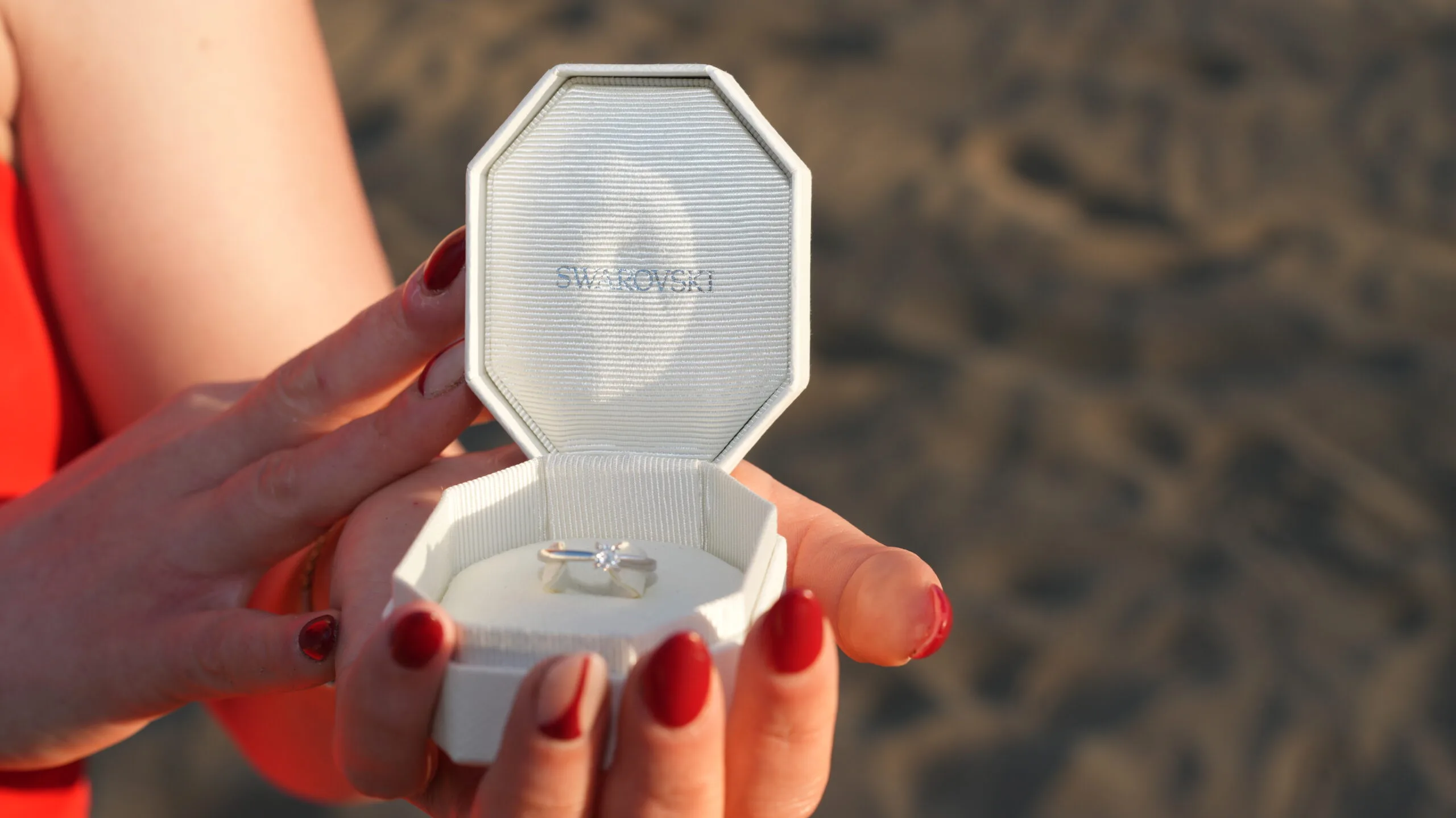 Wedding photoshoot Gran Canaria ocean cliffs