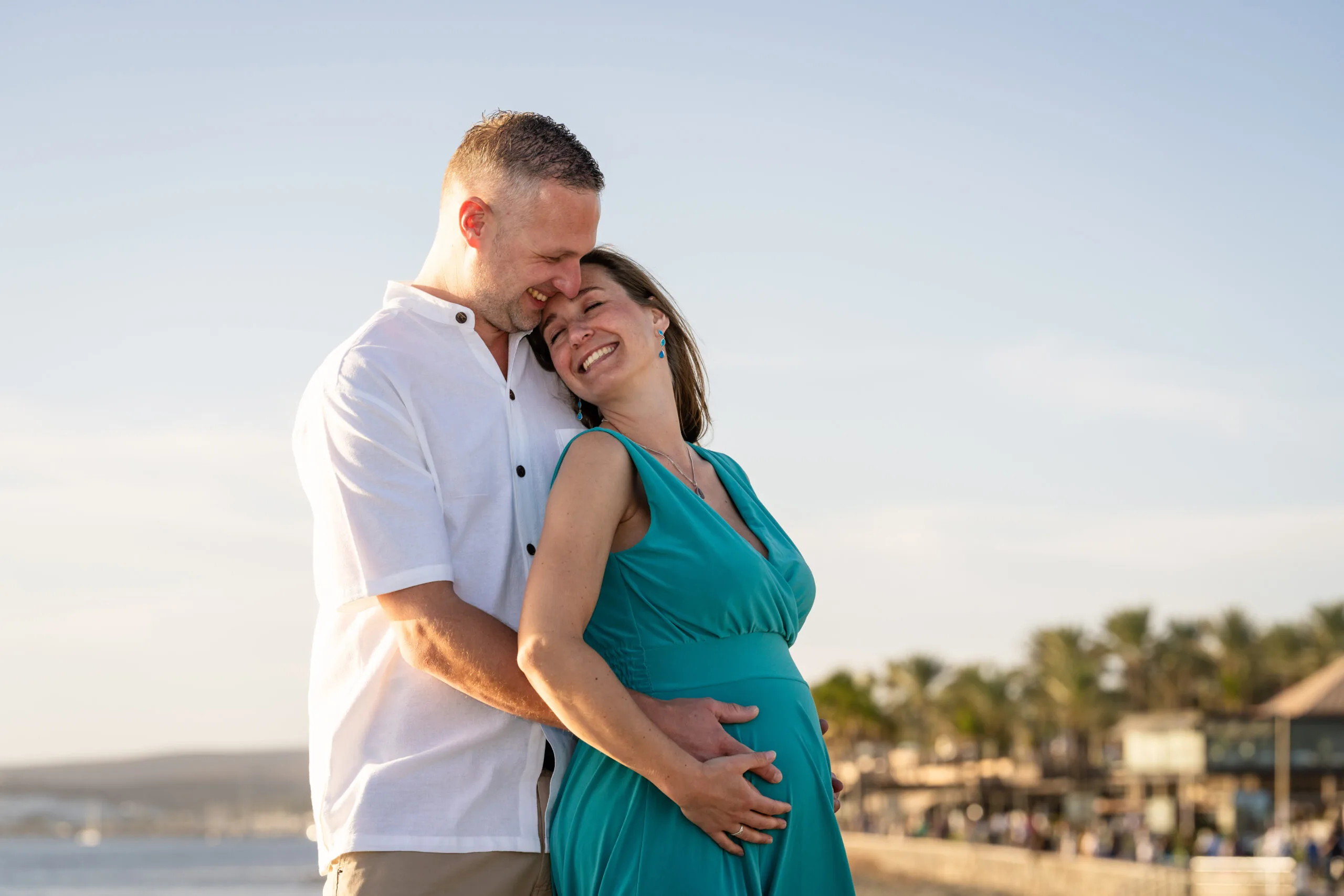 Pregnancy photoshoot Gran Canaria beach golden light