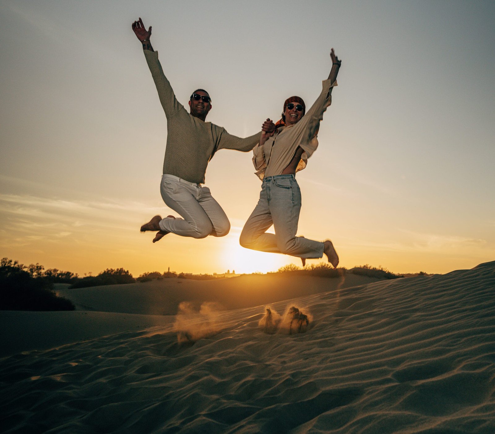 Professional photographer Maspalomas Gran Canaria couple shoot golden hour