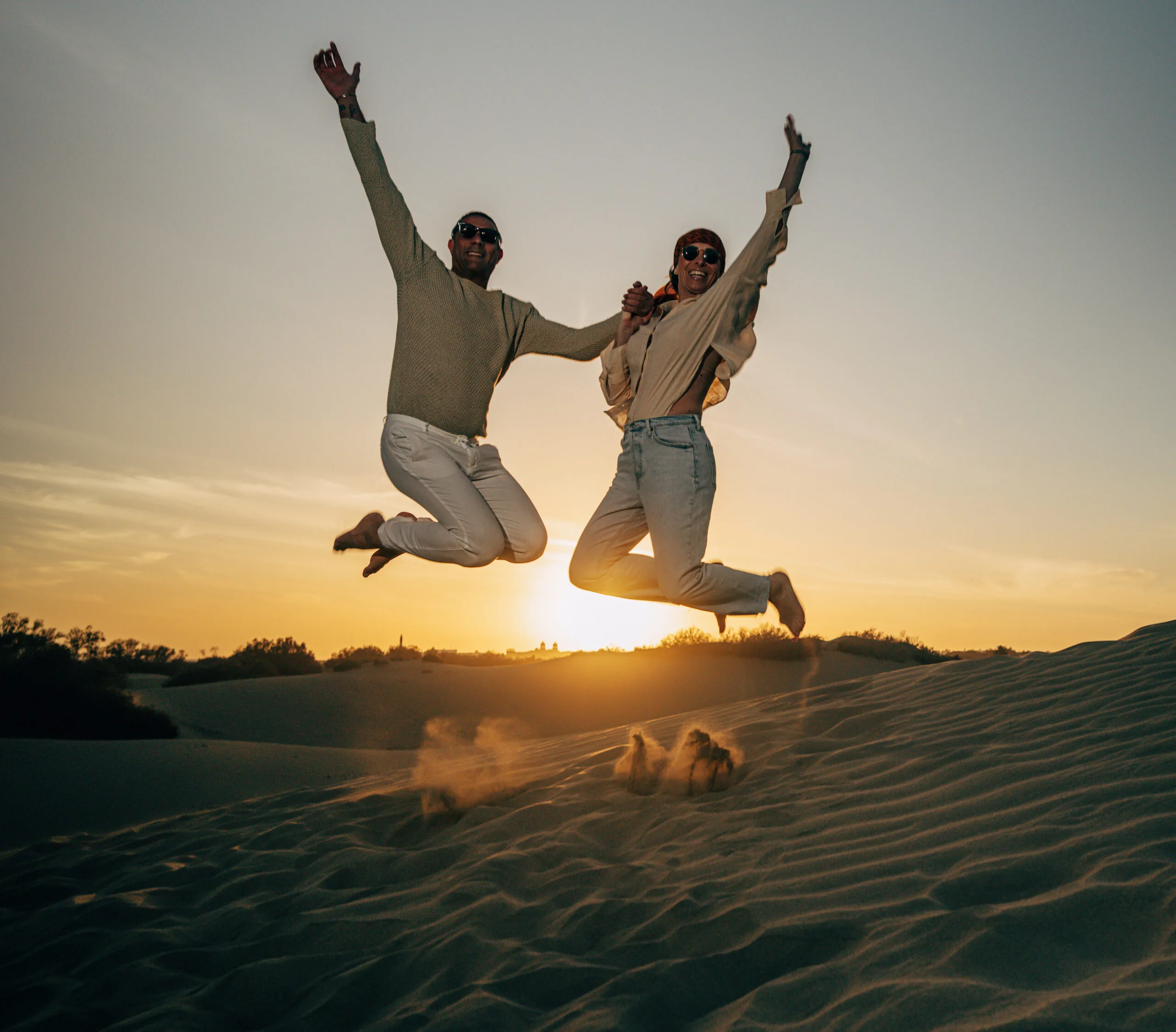 Professional photographer Maspalomas Gran Canaria couple shoot golden hour